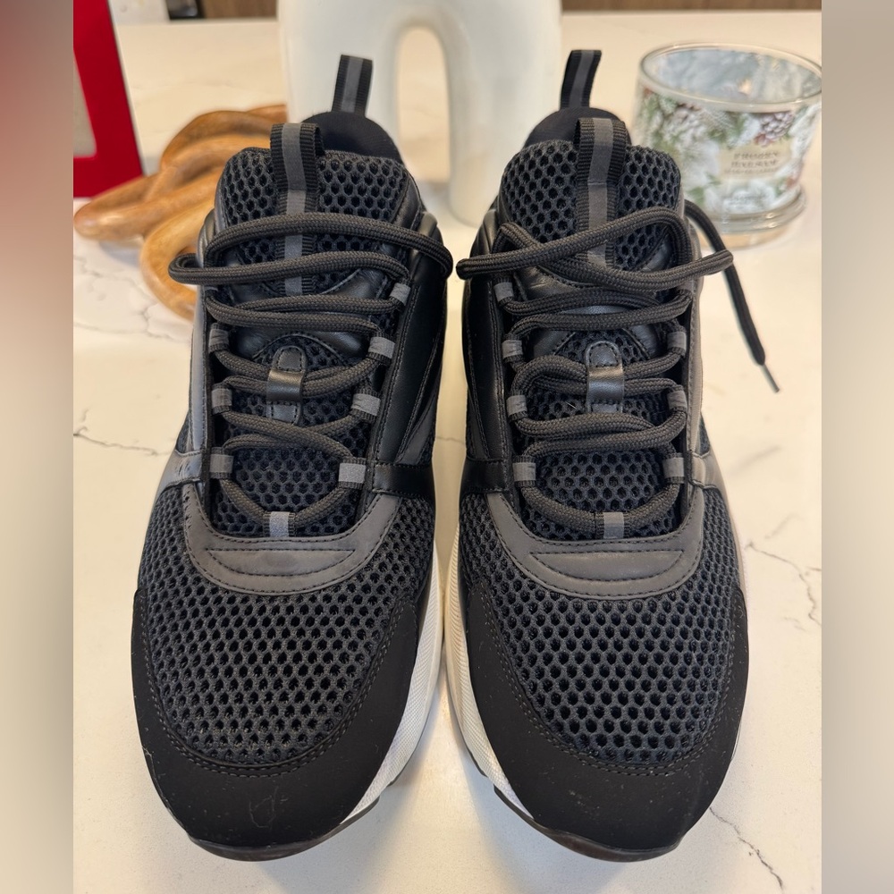 Dior Black B22 Sneakers - Picture 4 of 8